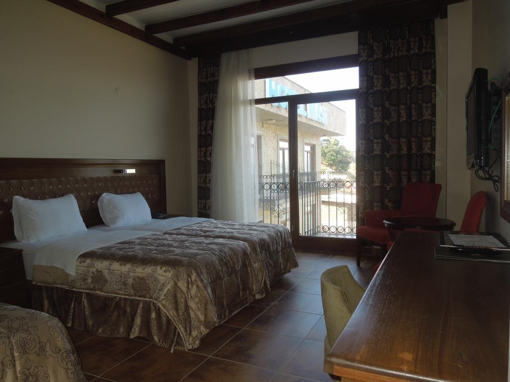 Masi Hotel İmroz Oda fotoğraf